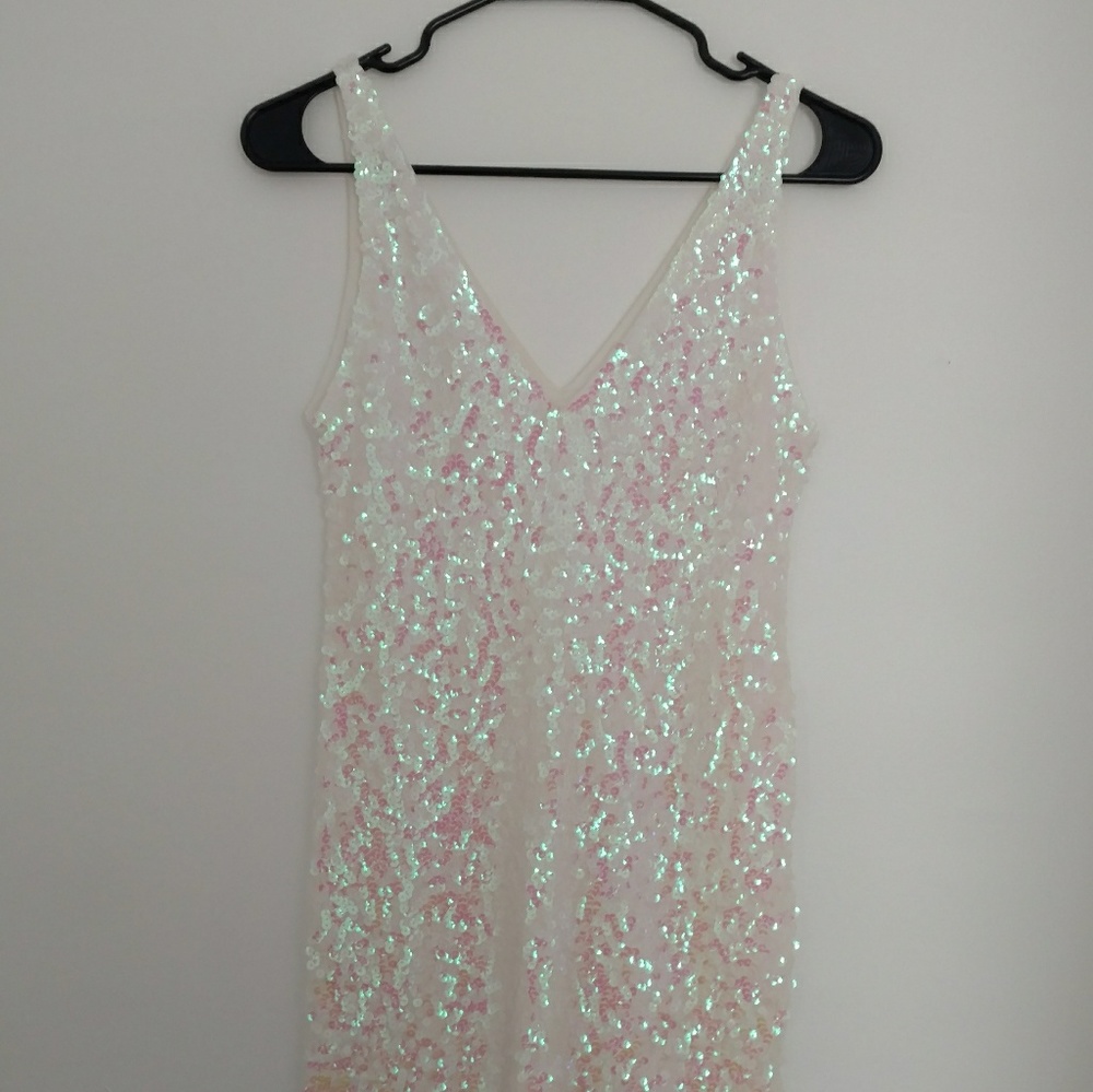 Sequined white bodycon minidress